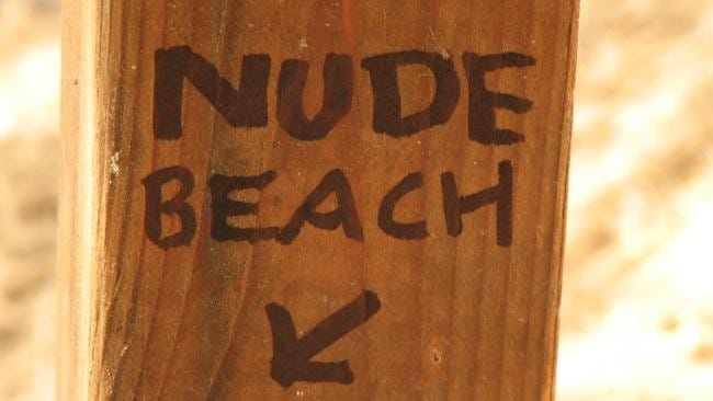 Playa nudista australia
